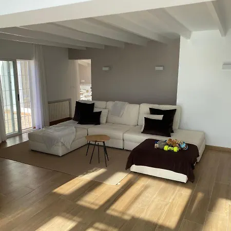 El Capsot Villa
